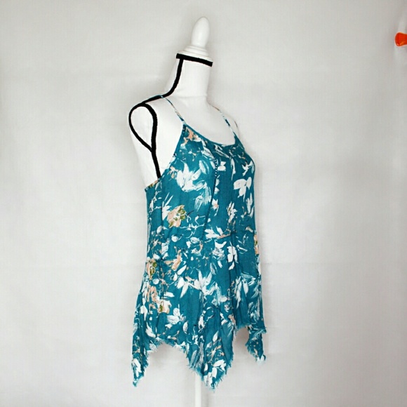 Melrose and Market Teal Floral Asymmetrical Tank - Picture 6 of 8
